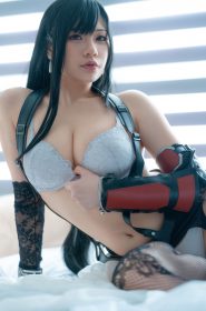 Tifa Lockhart (17)